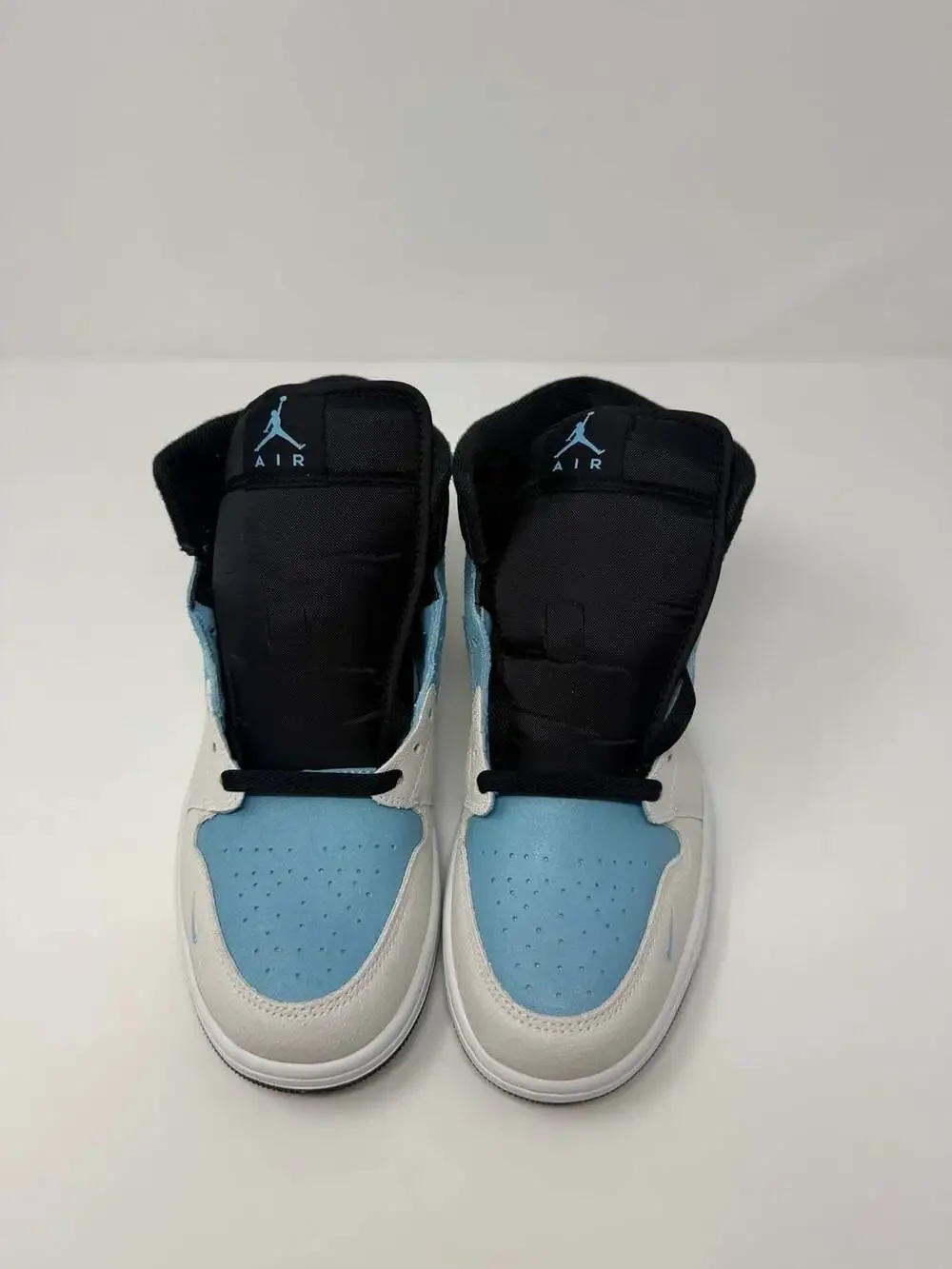 Air Jordan 1 Mid SE 'Summit White Blue Chill' Athletic Basketball Shoe Nike 9.5M